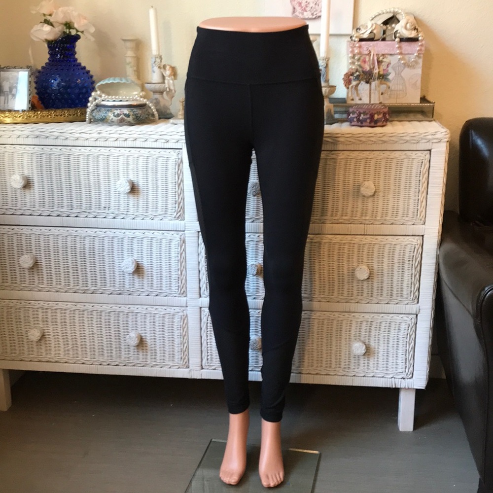 Lululemon black full length mesh leggings 2